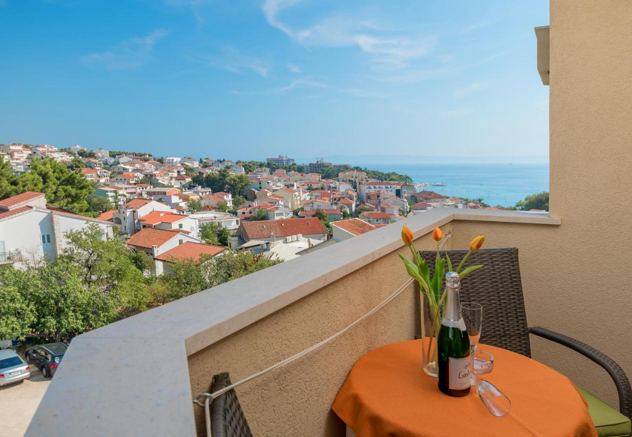 Apartmani Putnik Baska Voda Luaran gambar