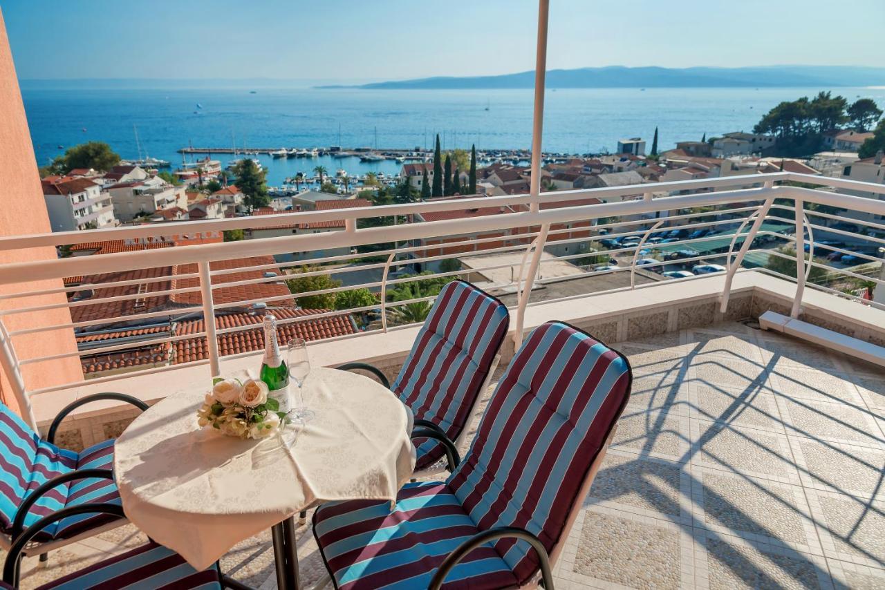 Apartmani Putnik Baska Voda Luaran gambar