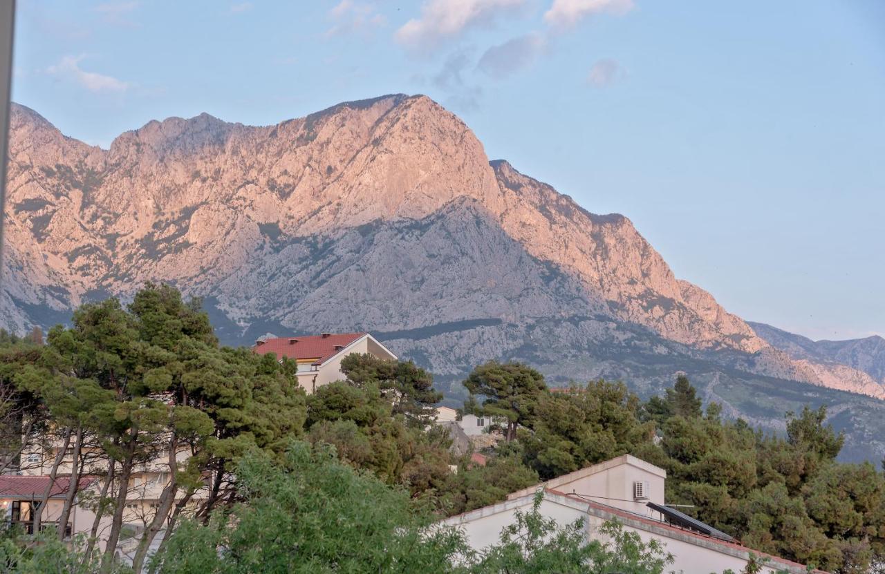 Apartmani Putnik Baska Voda Luaran gambar