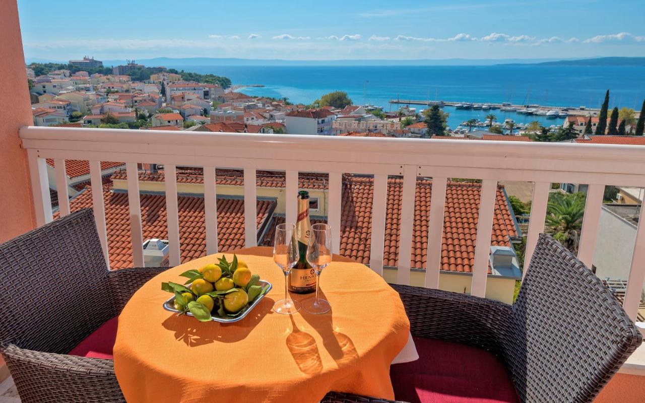 Apartmani Putnik Baska Voda Luaran gambar