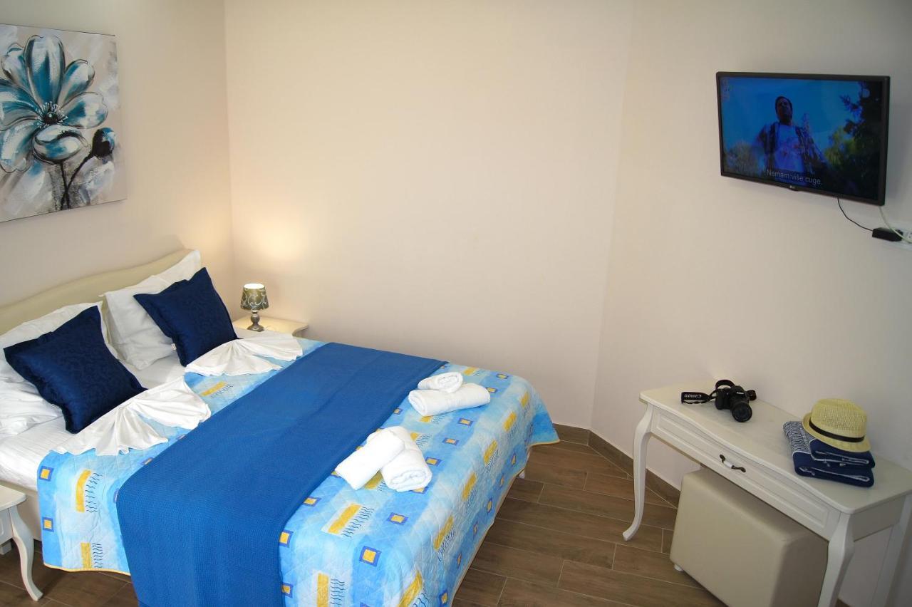Apartmani Putnik Baska Voda Luaran gambar