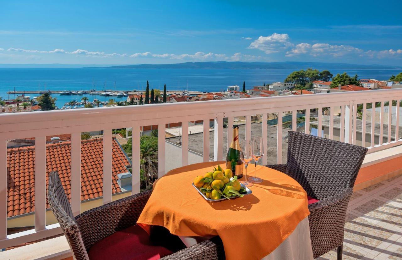 Apartmani Putnik Baska Voda Luaran gambar