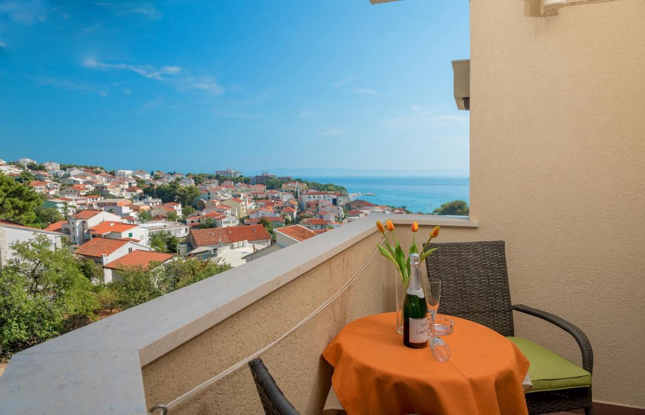 Apartmani Putnik Baska Voda Luaran gambar