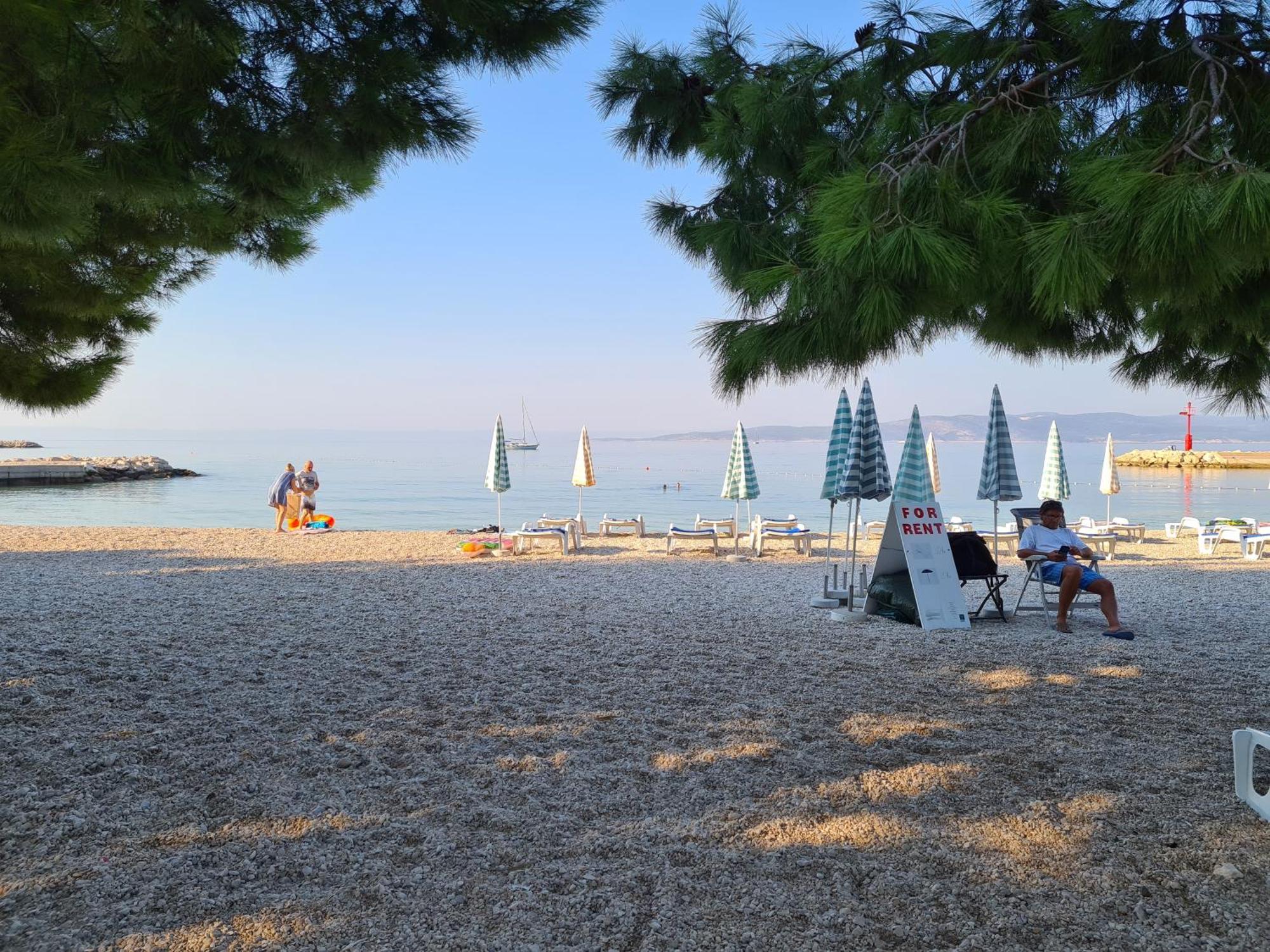 Apartmani Putnik Baska Voda Luaran gambar