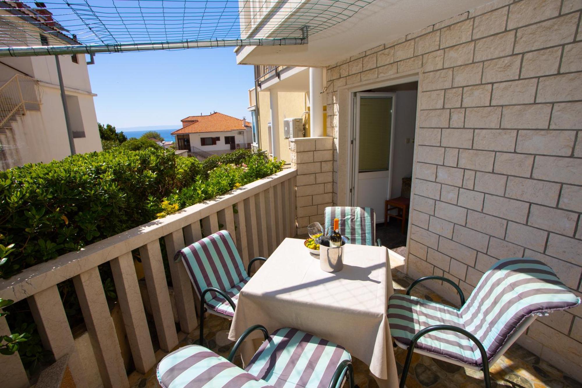 Apartmani Putnik Baska Voda Luaran gambar